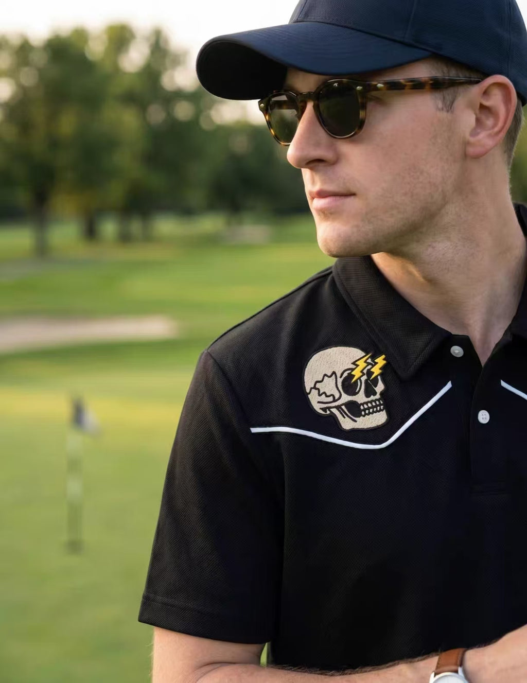 Devereux men’s Black chest detail on model