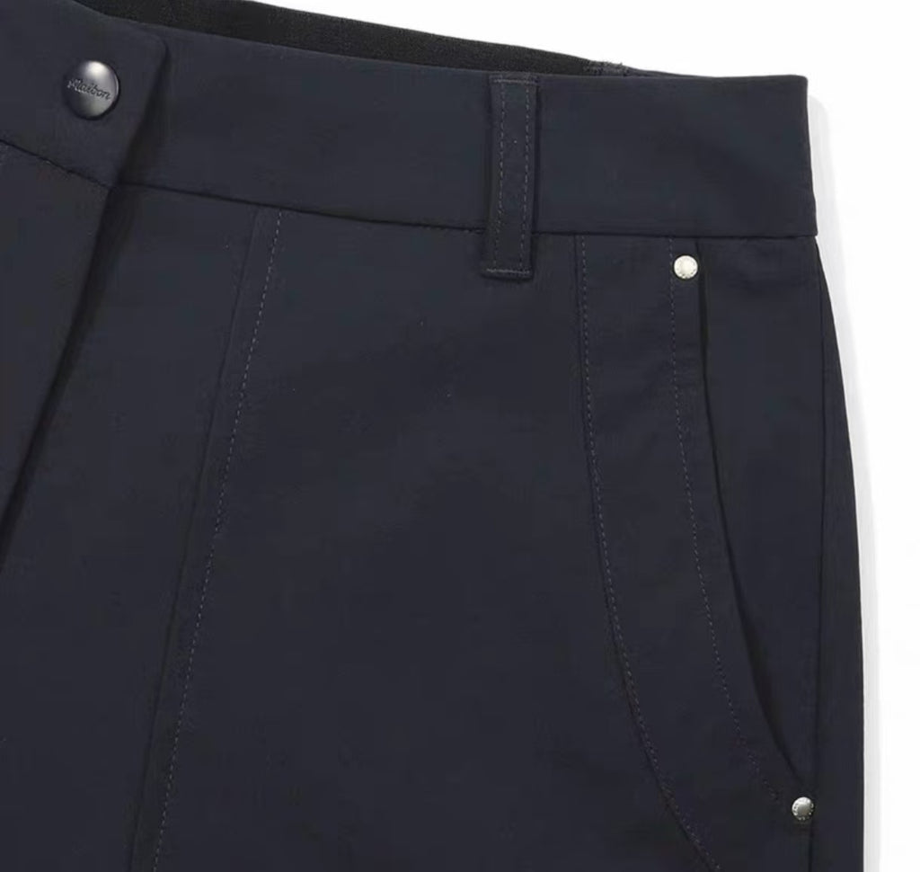 Malbon Women's Lightweight Quick-Dry Shorts Black quick-dry golf shorts front view