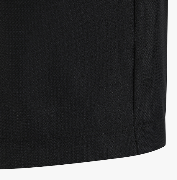 Malbon black performance T-shirt fabric and hem detail
