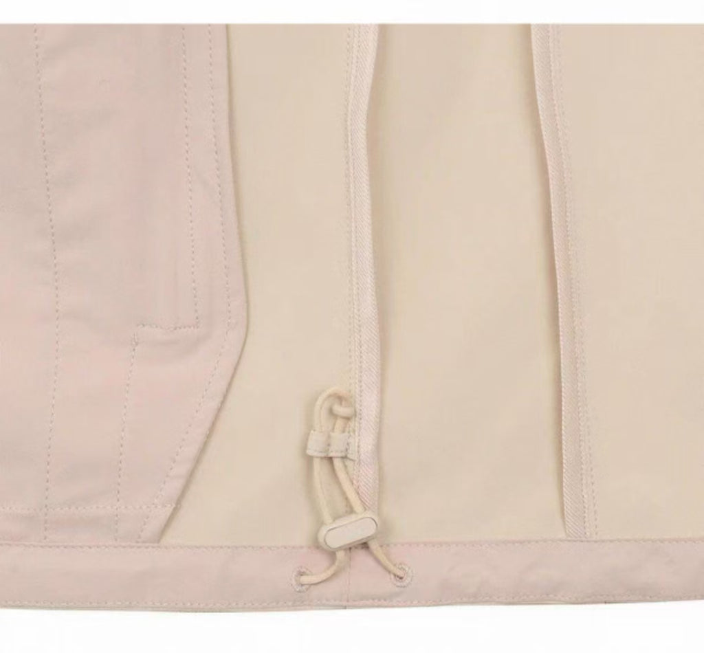 Malbon Golf Women’s Quick-Dry Stand Collar Sports Top white hem and zip detail