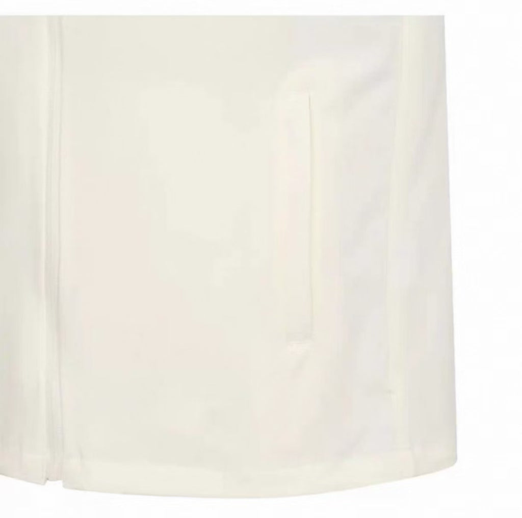 Malbon Golf Women’s Quick-Dry Stand Collar Sports Top white fabric detail